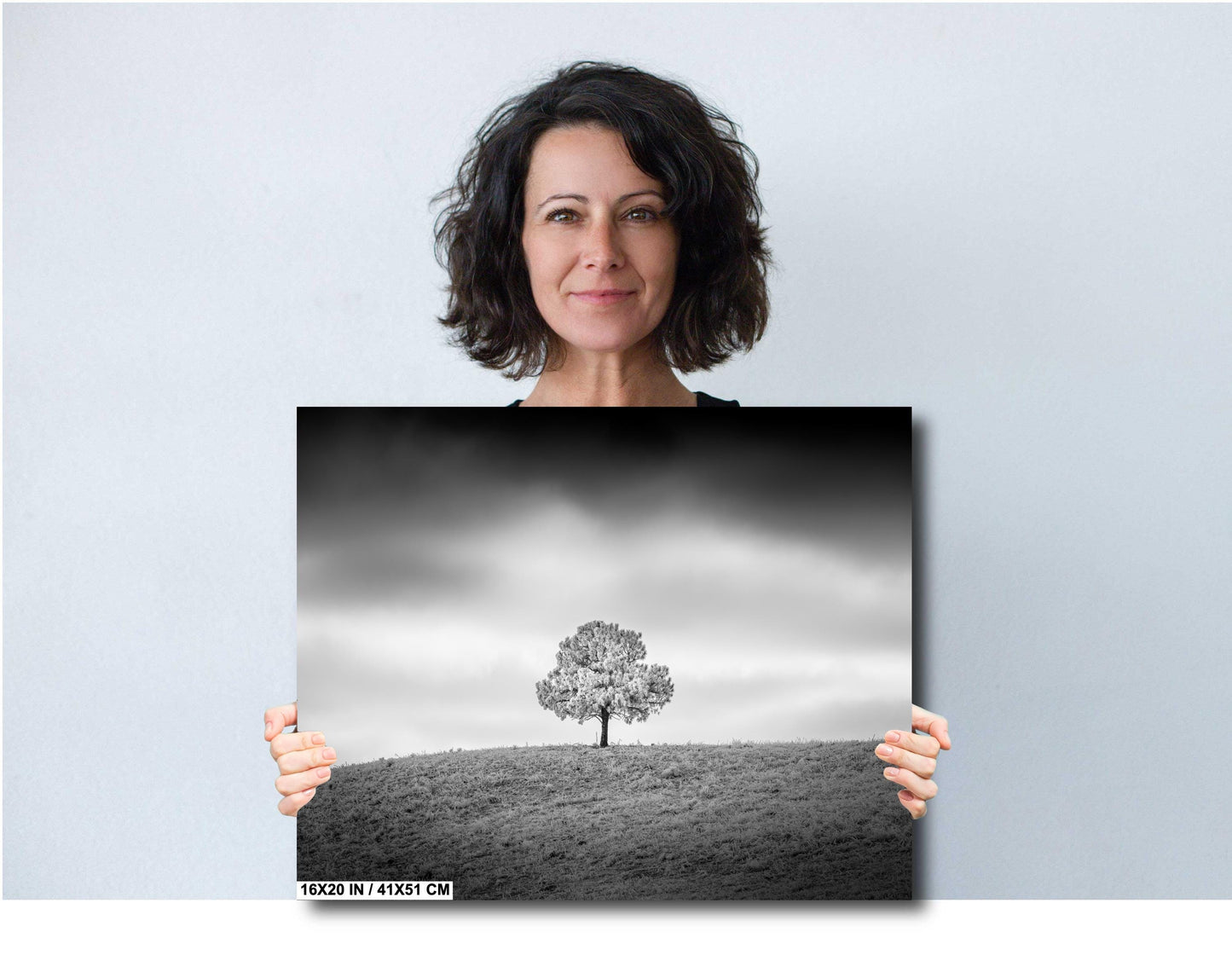 Black and White Photo Print – Minimalist Wall Art on Canvas, Metal & Acrylic Decor