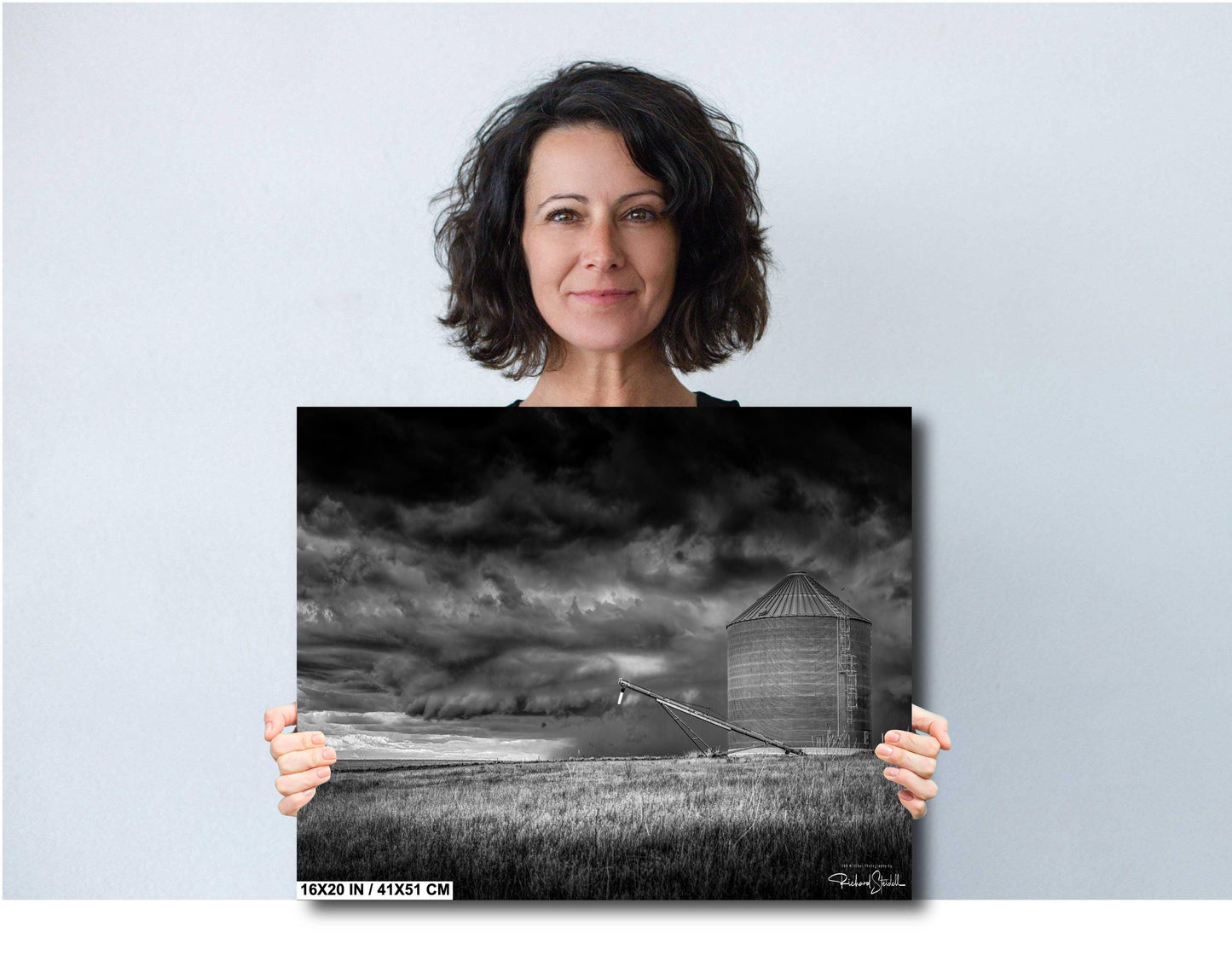 Farm Silo Wall Art – Rustic Country Decor with Dramatic Sky Artwork Print