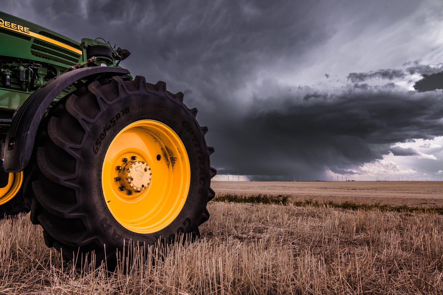 John Deere Tractor Wall Art – Rustic Farmhouse Canvas Print & Metal Decor Gift